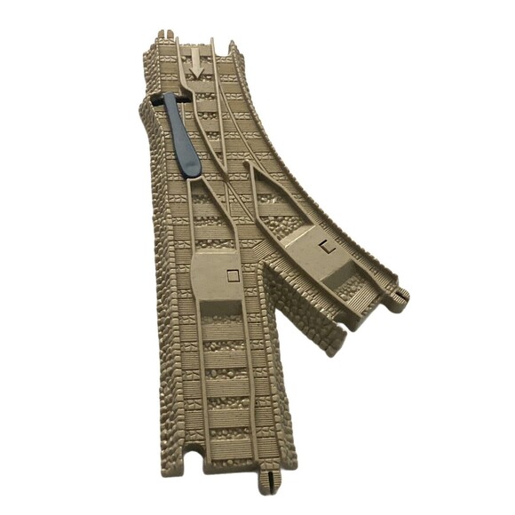 Thomas the Tank TrackMaster Railway Stop and Go Switch and 2 Way Splitter Switch - Picture 3 of 6